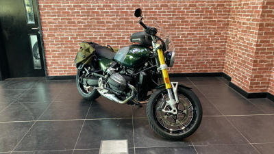24MY BMW R12 Ninet